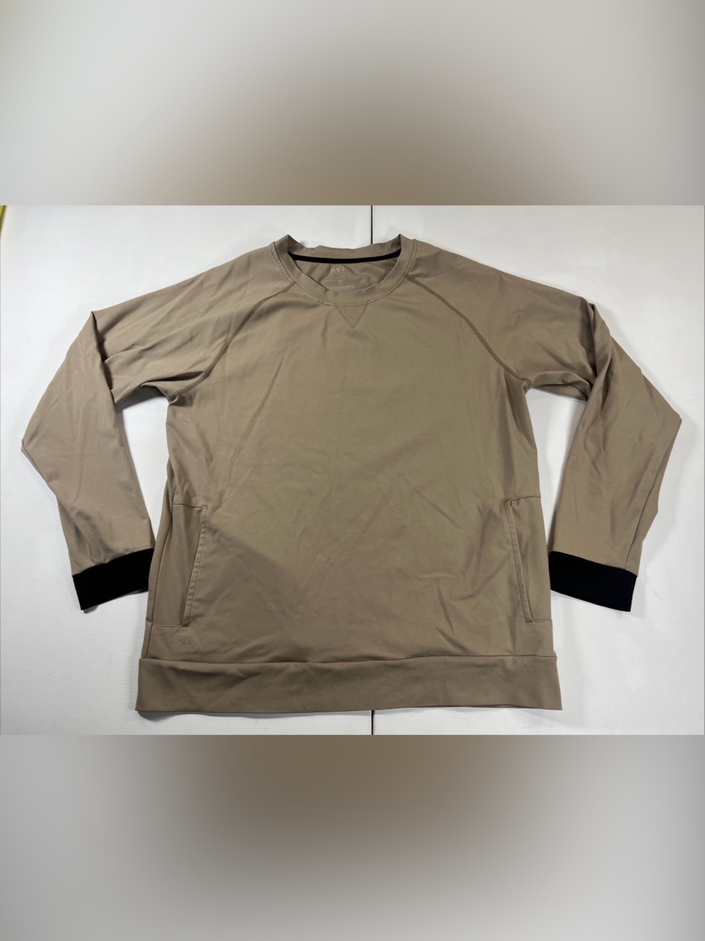 Bylt Basics Premium Crewneck Sweatshirt Tan Black Pockets Men’s XL